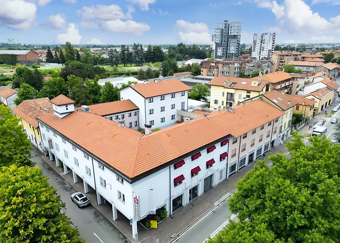 Best Western Plus Borgolecco Hotel