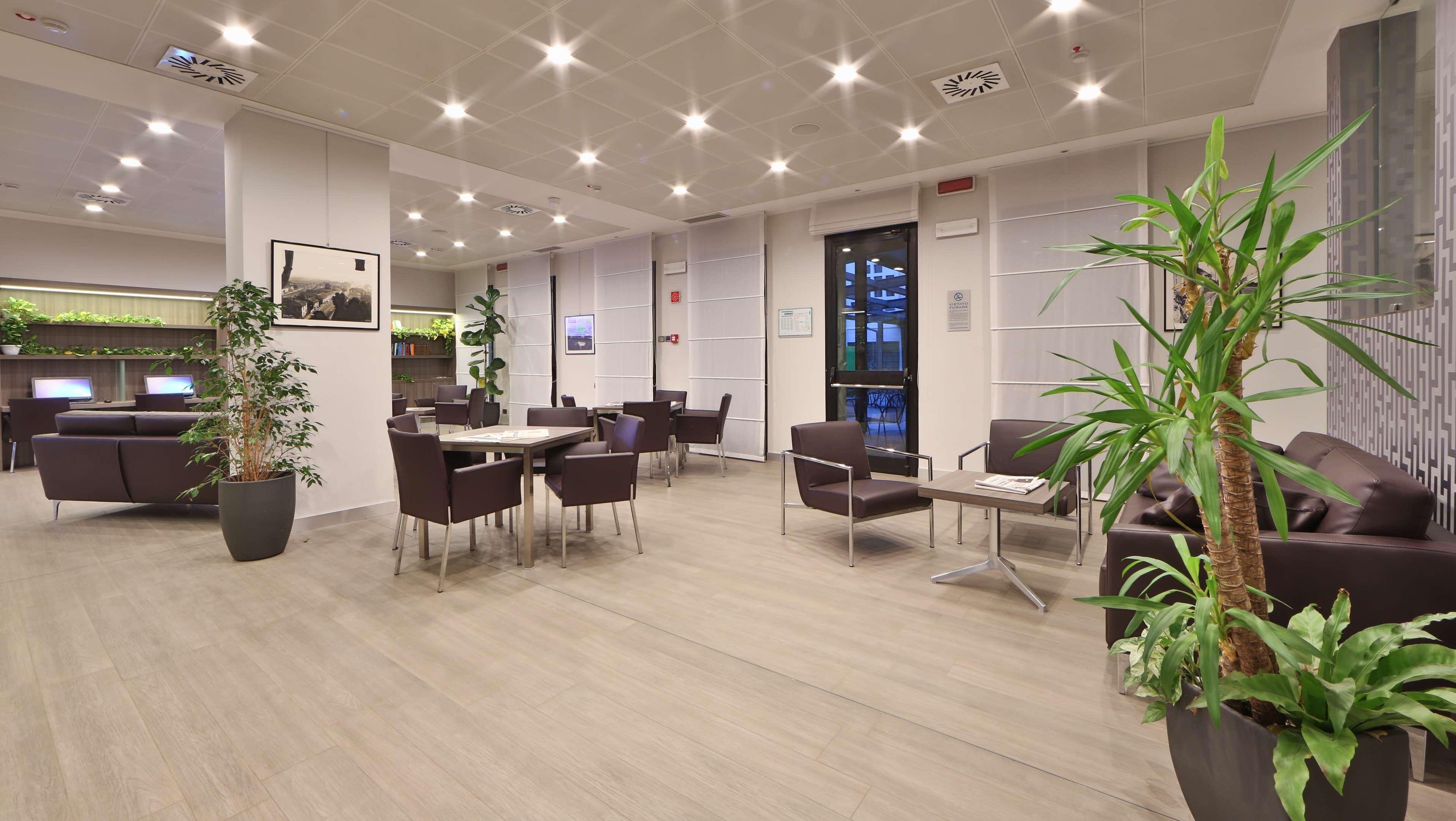 Western Borgolecco Hotel