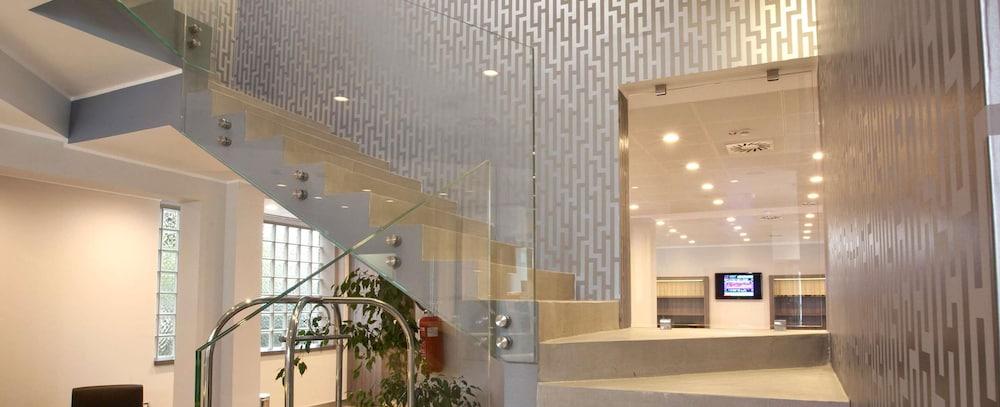 Hotel Western Borgolecco 4*