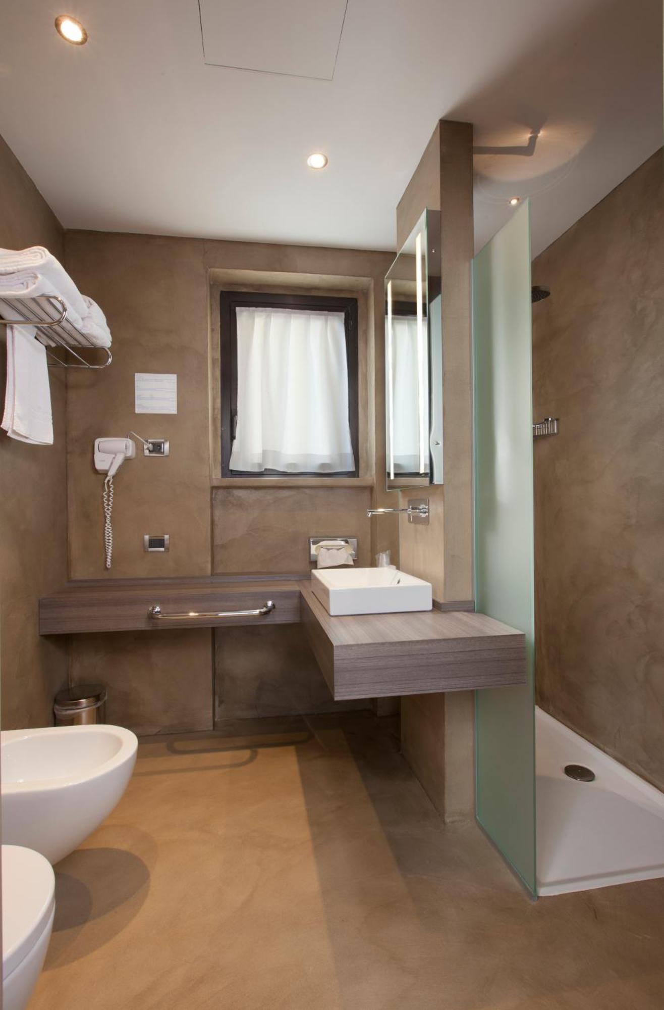 Hotel Western Borgolecco Arcore