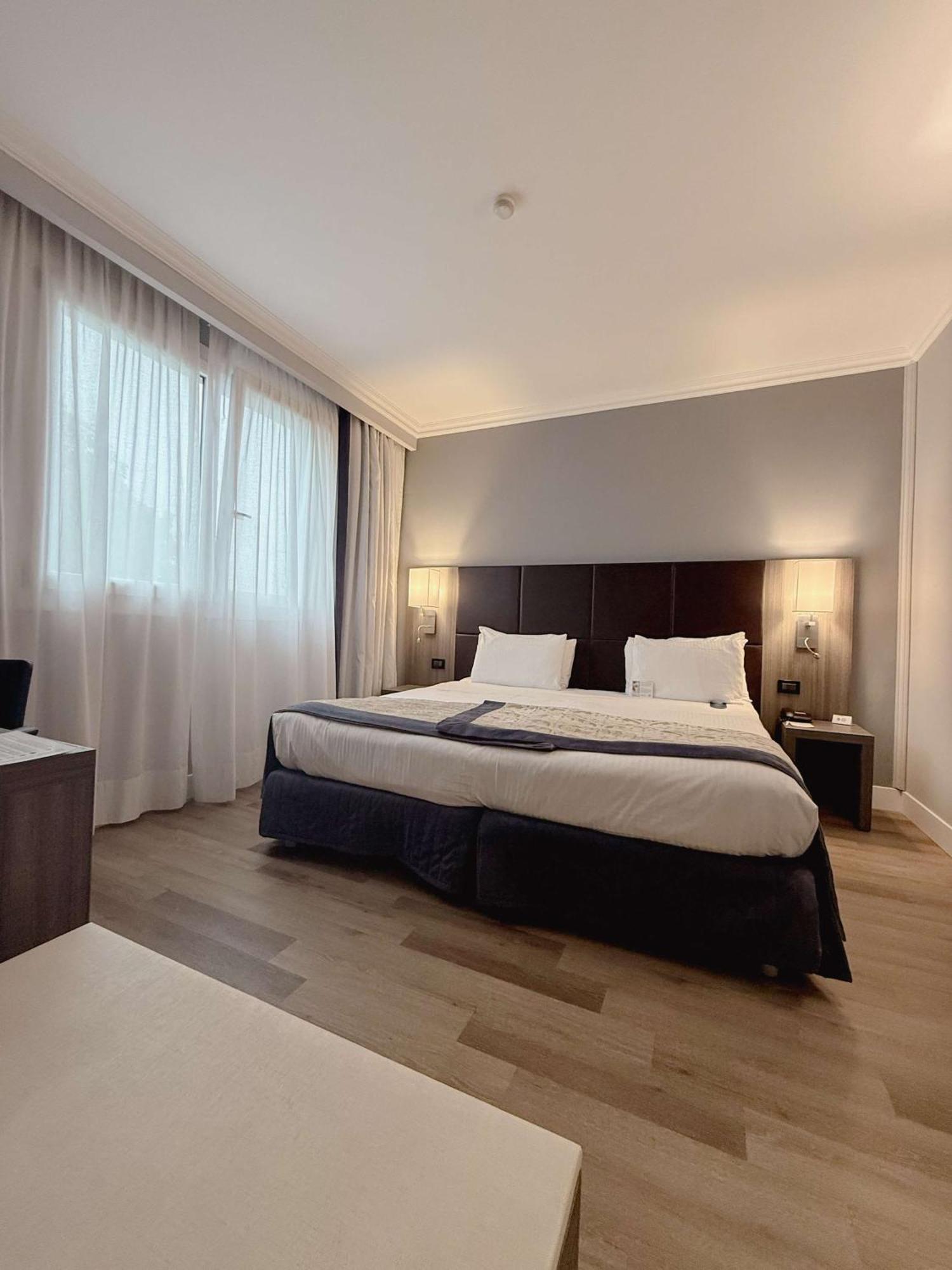 Western Borgolecco Hotel